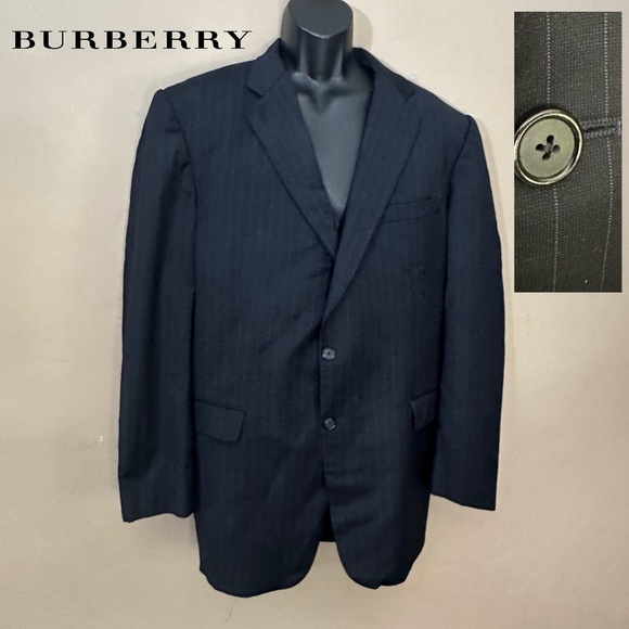 Burberry Dark Gray Pinstriped Blazer 46L 100% Wool Gently worn 2 button - Picture 1 of 4